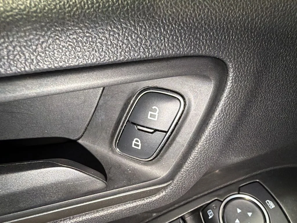 Used 2025 AGATE BLACK METALLIC Ford Active image 16