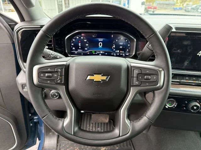 Used 2024 Lakeshore Blue Metallic Chevrolet LT (2FL) image 22