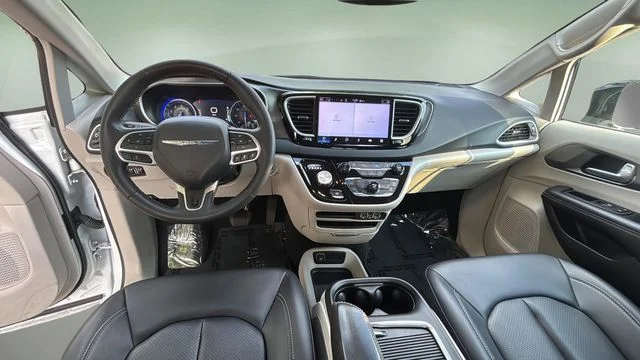 Used 2024 White Chrysler Touring L image 16