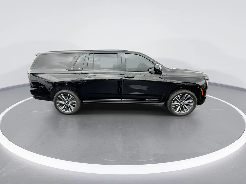Used 2025 Black Cadillac Sport image 9