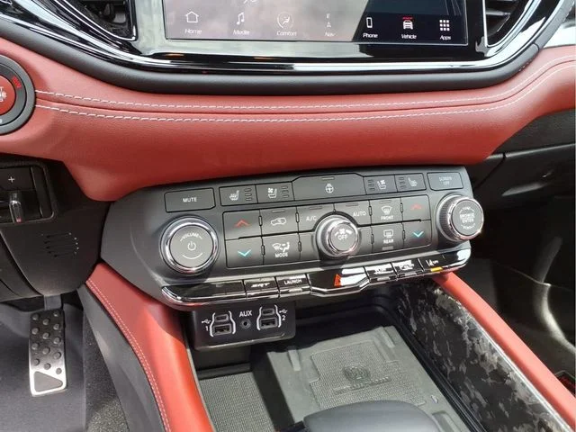 Used 2023 Gray Dodge SRT Hellcat Premium image 26