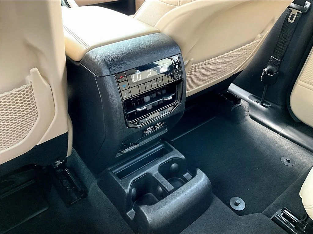 Used 2023 Red Jeep Limited image 10
