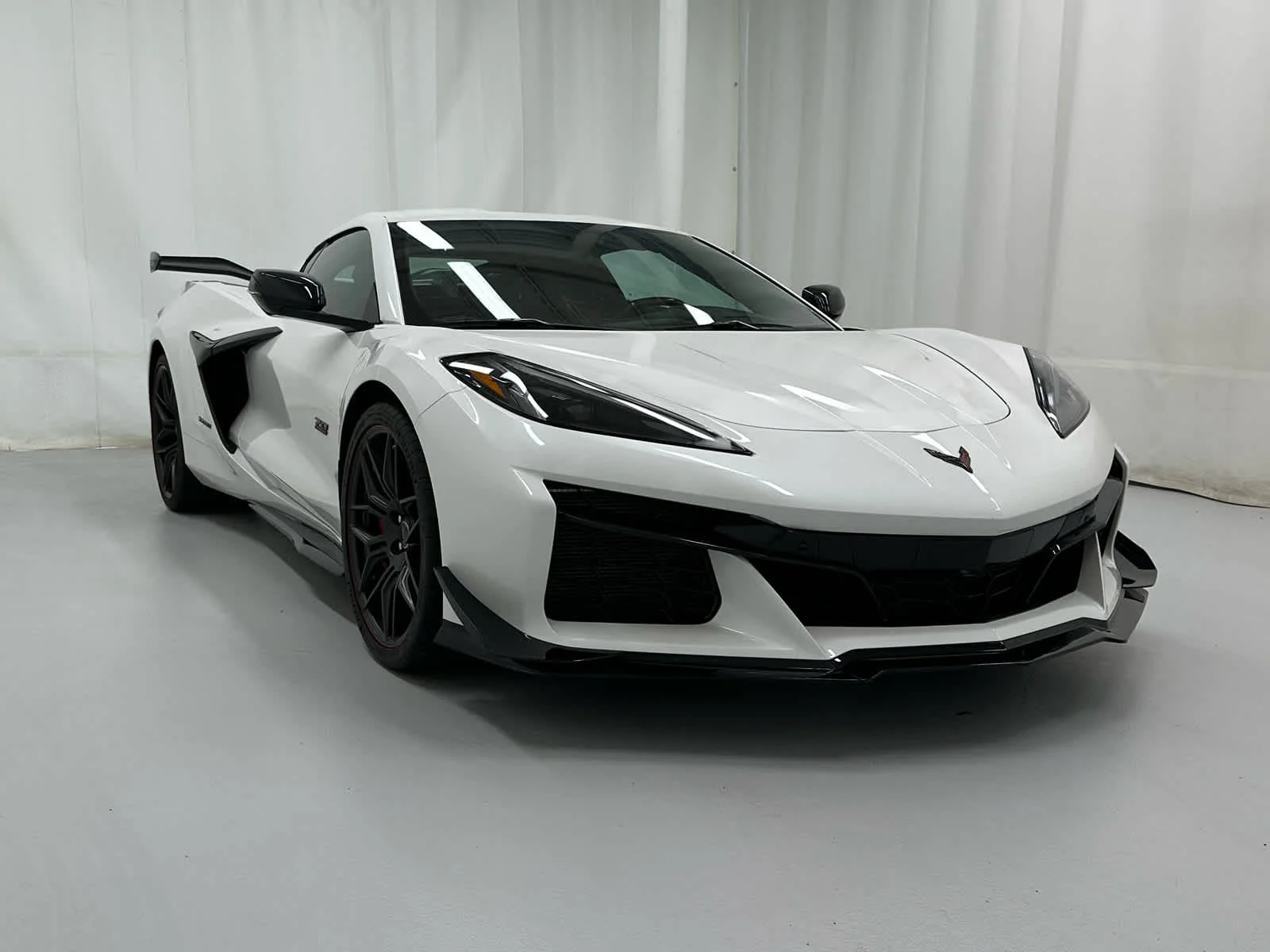 2023 Chevrolet Corvette Z06 Coupe 3LZ's photo