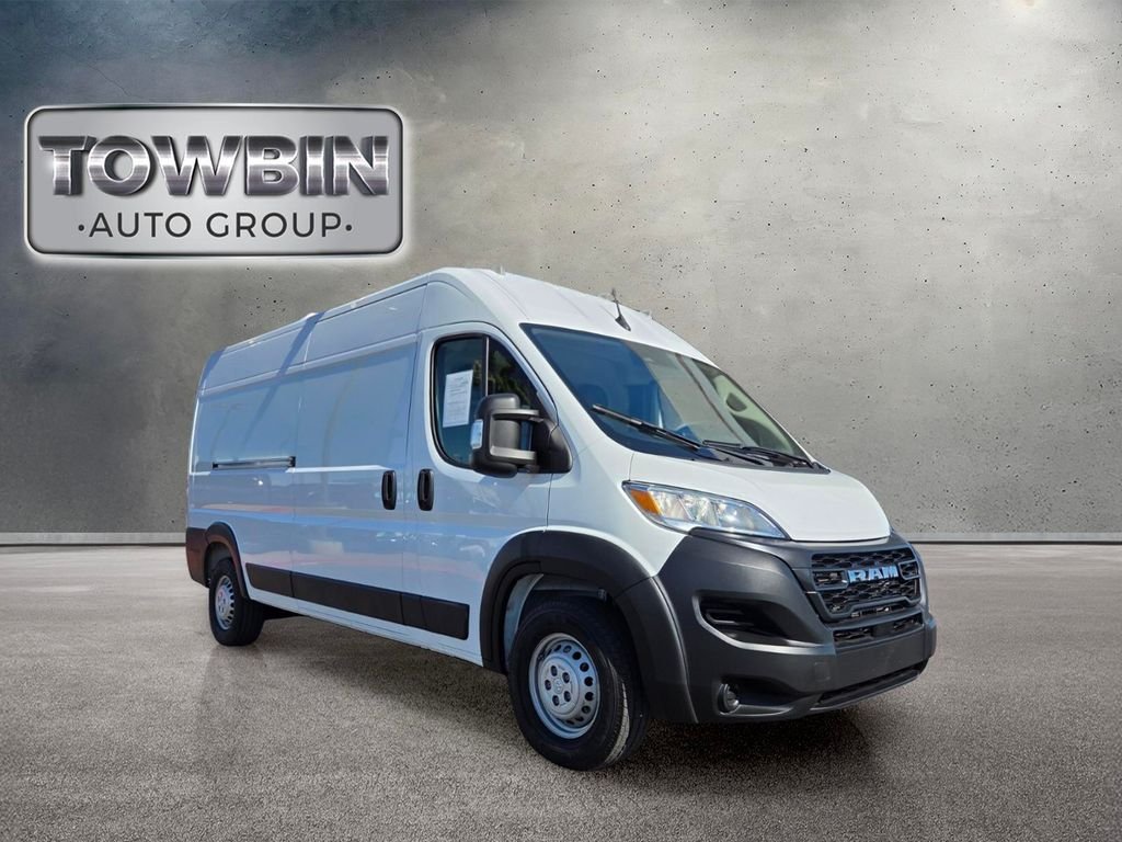 Used 2024 White Ram High Roof image 2