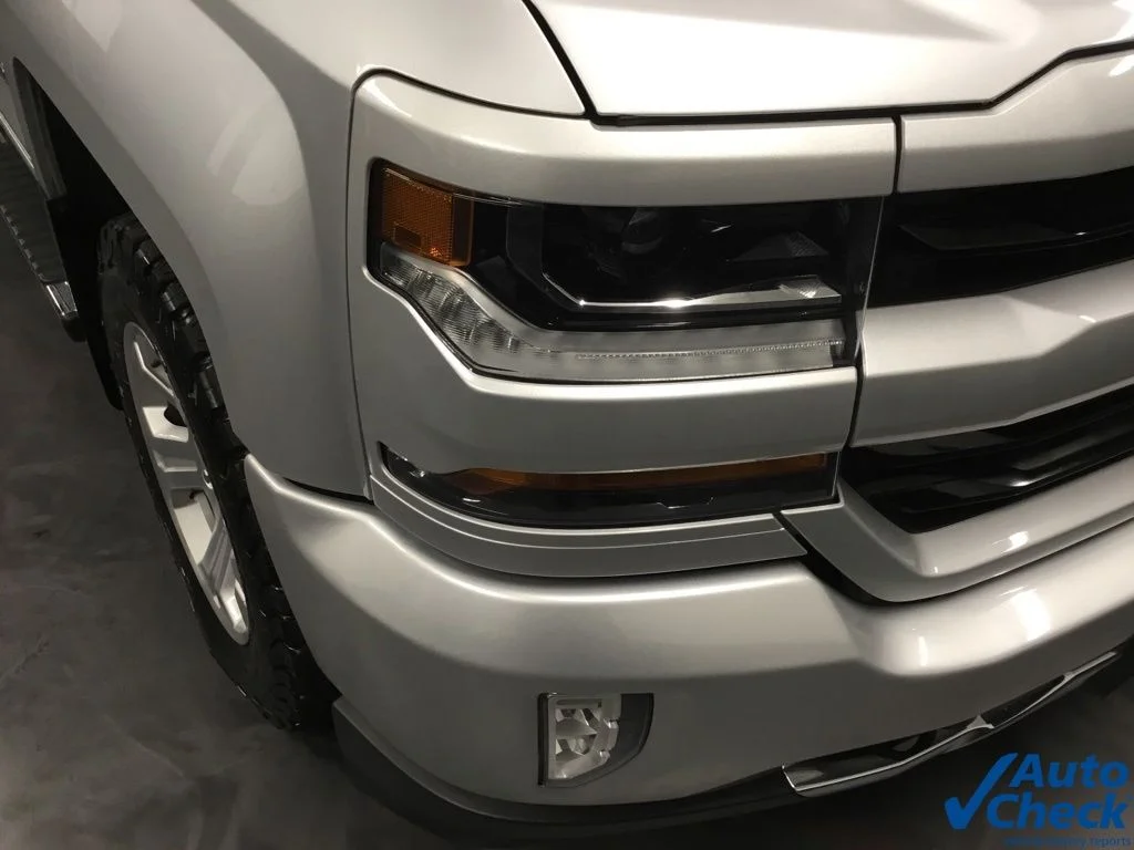 Used 2018 Silver Chevrolet LT image 22