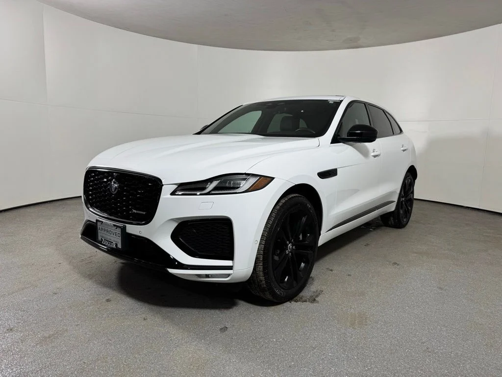 2025 Jaguar F-PACE P400 R-Dynamic S's photo
