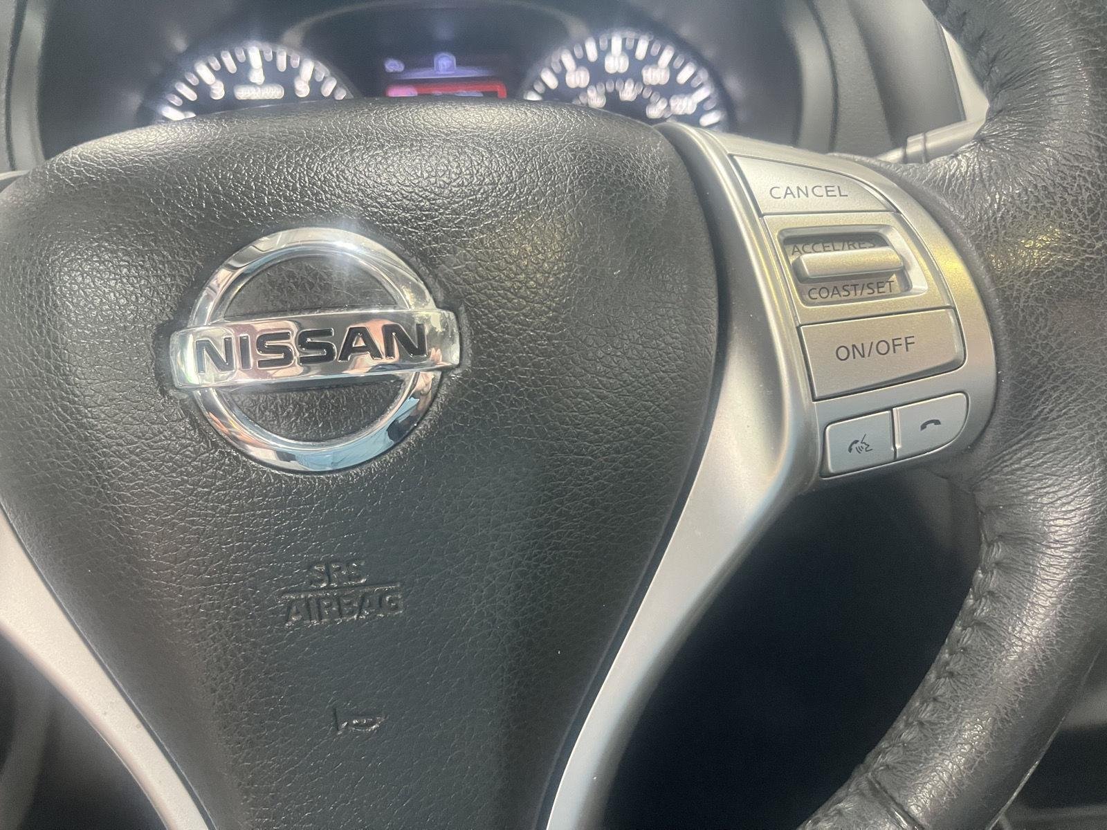 Used 2017 Brilliant Silver Nissan 2.5 SV image 25
