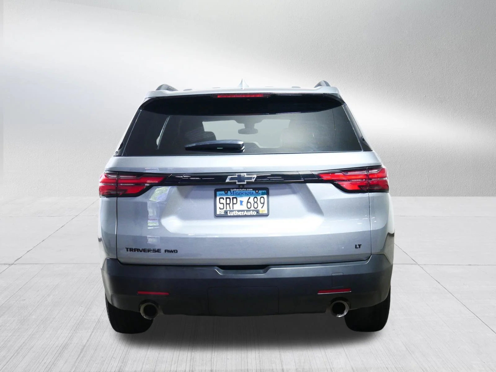 Used 2023 Sterling Gray Metallic Chevrolet LT Leather image 6