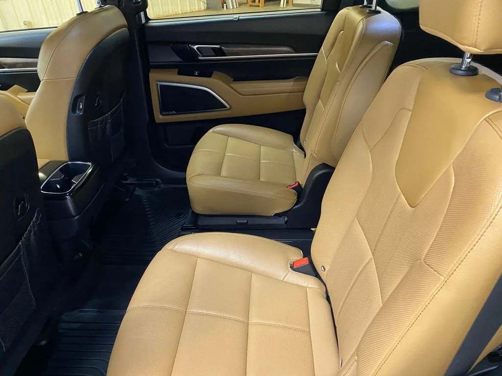 Used 2021 White Kia SX image 23