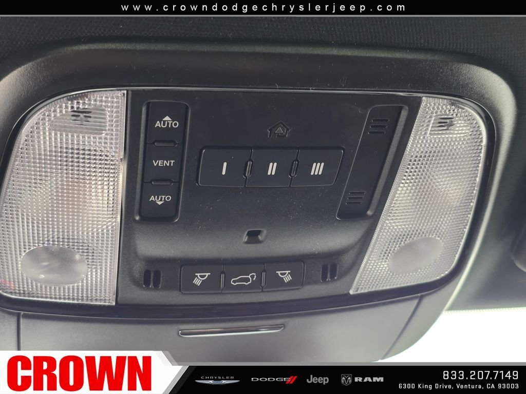 New 2026 White Knuckle Clear-Coat Exterior Paint Dodge  image 17