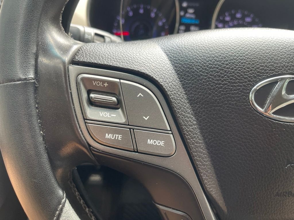 Used 2014 Brown Hyundai Base image 15