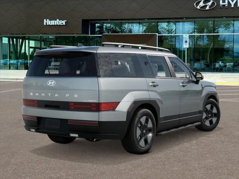 New 2026 Shimmering Silver Hyundai SEL image 4