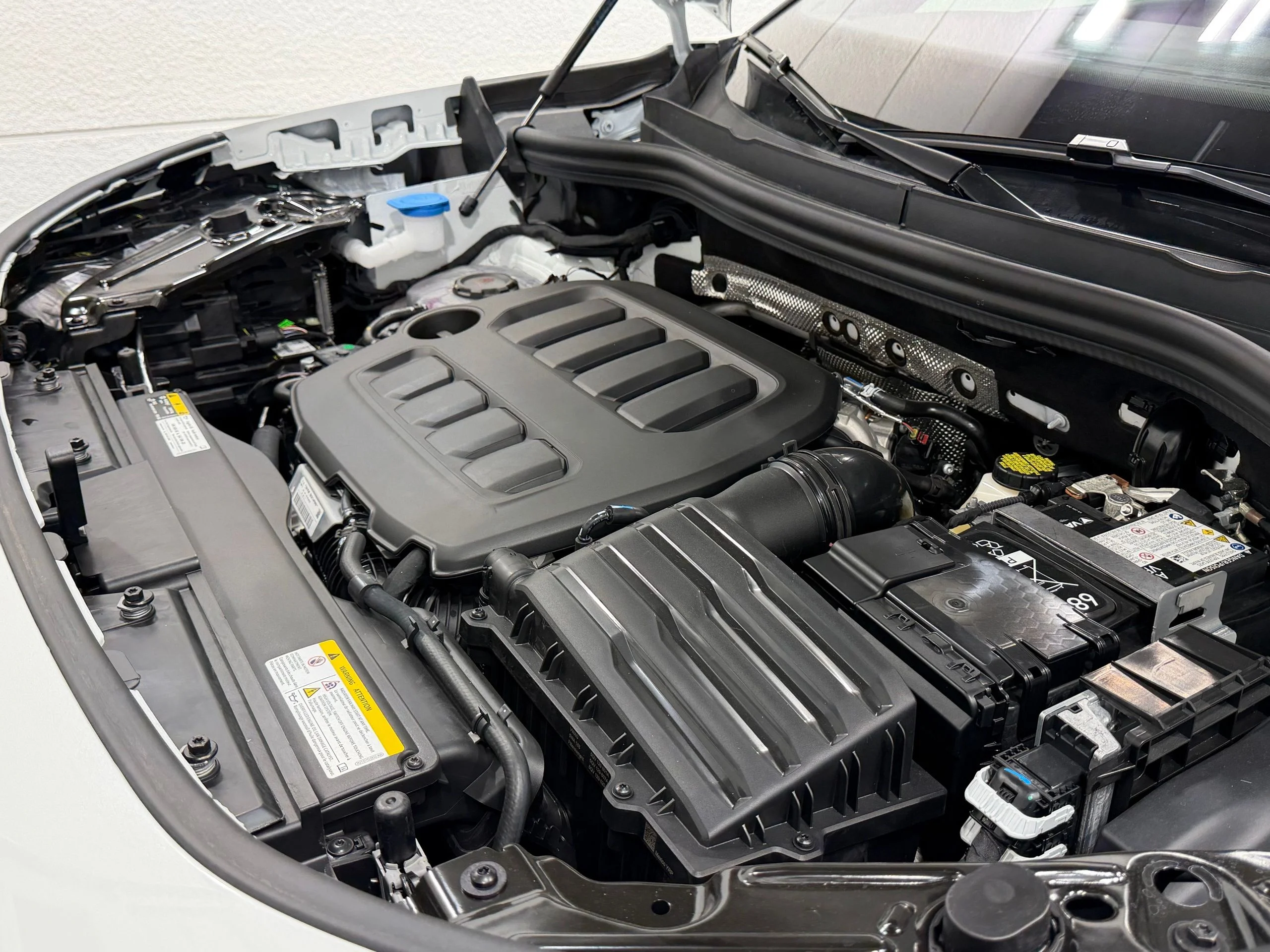 New 2026 White Volkswagen SEL R-Line Turbo image 59
