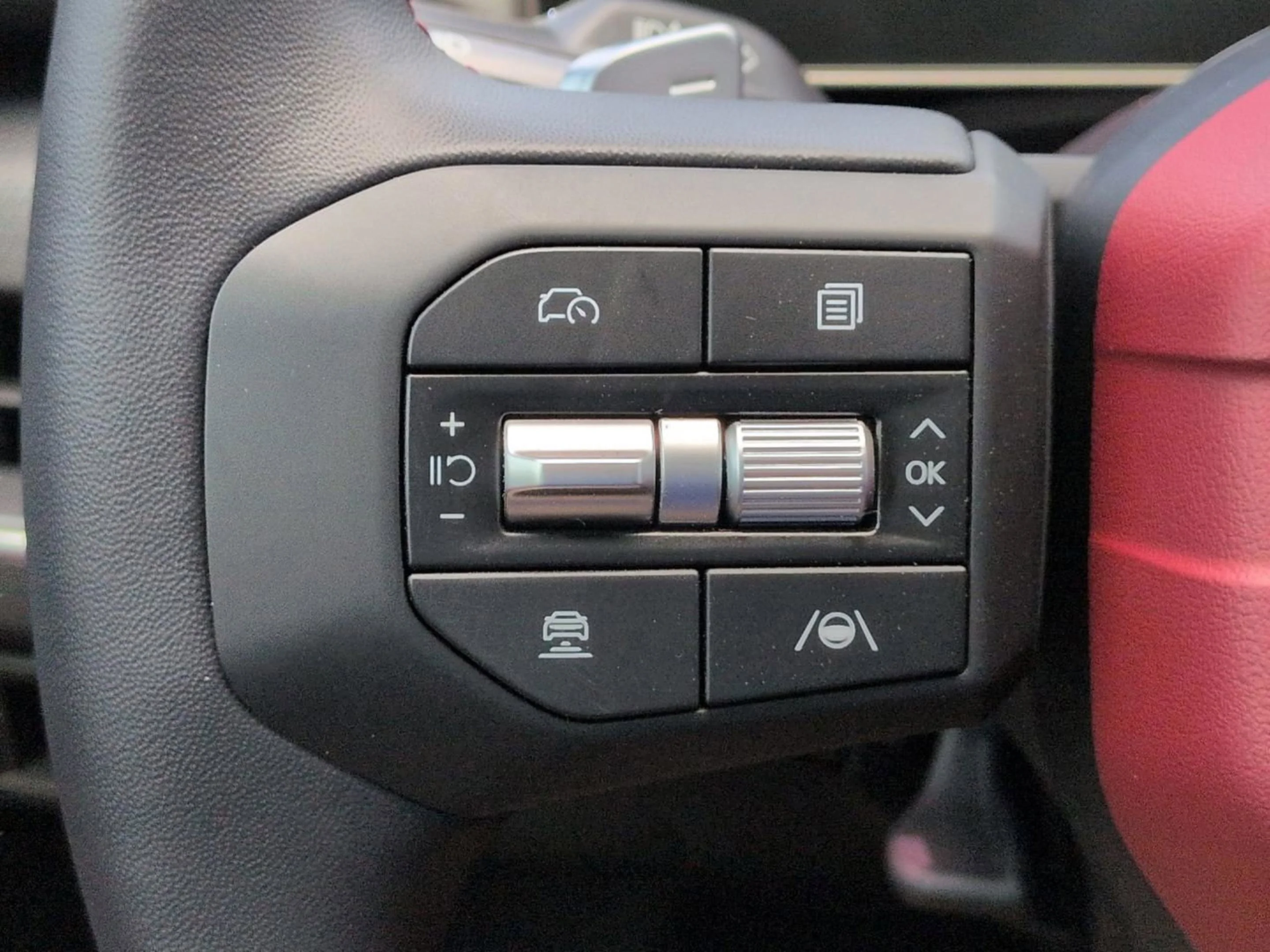 New 2026 Interstellar Gray Kia GT-Line image 24