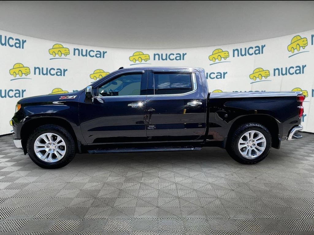 Used 2022 Gray Chevrolet LTZ image 4
