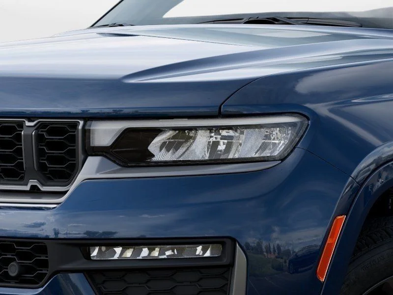 New 2026 Fathom Blue Pearl-Coat Exterior Paint Jeep Limited Reserve image 12