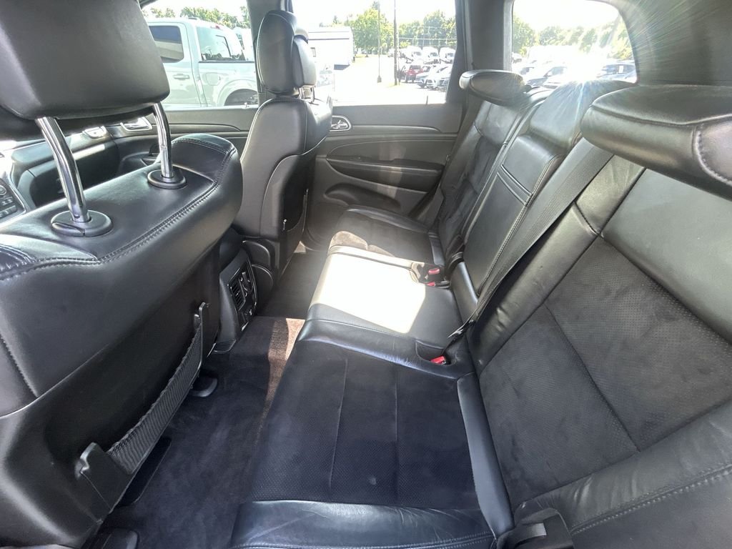 Used 2018 White Jeep Altitude image 12