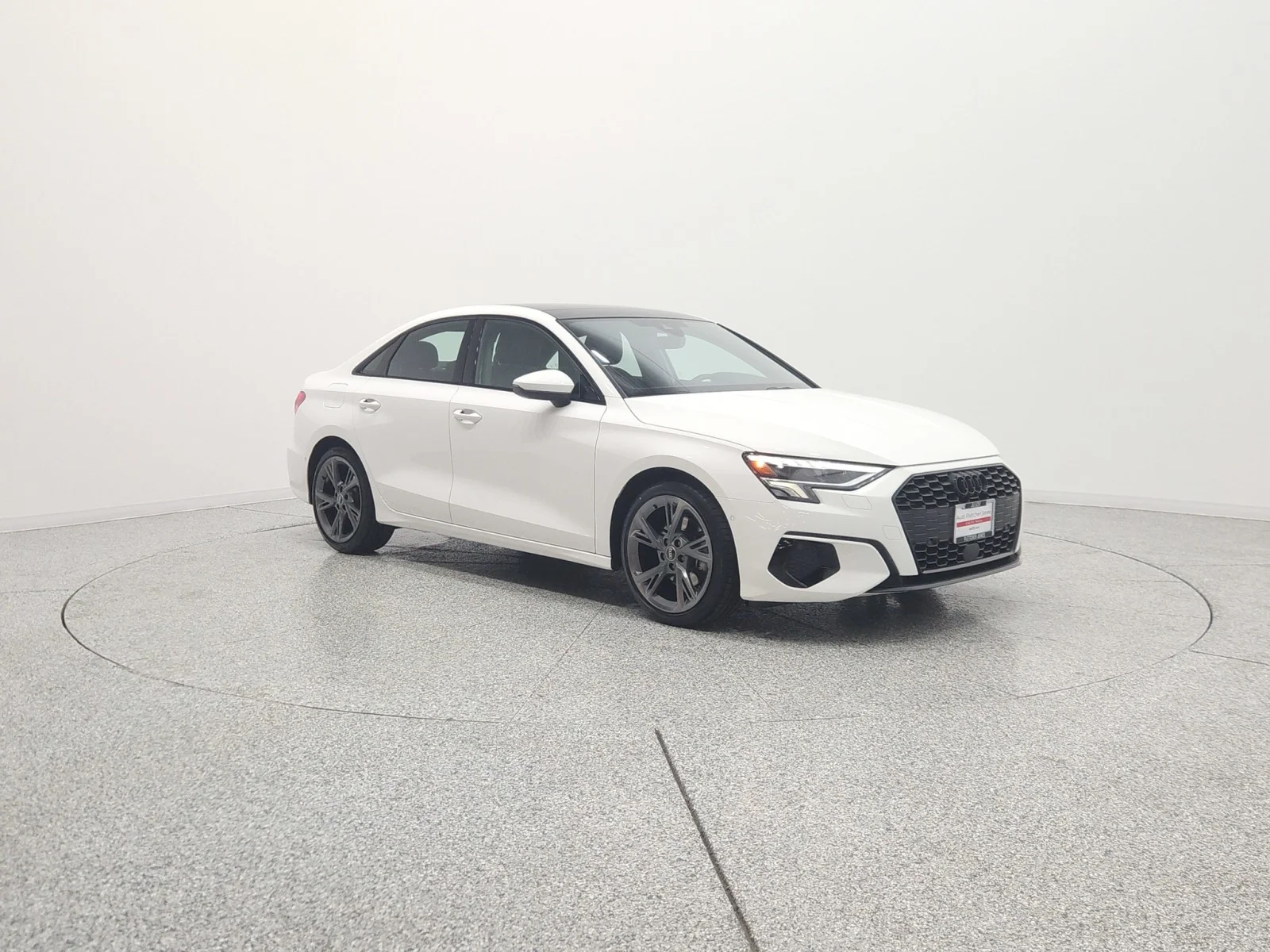 Used 2024 Ibis White Audi Premium image 3