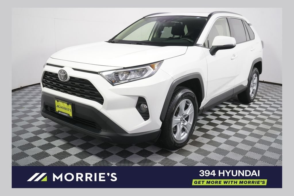 Used 2020 Super White Toyota XLE image 1