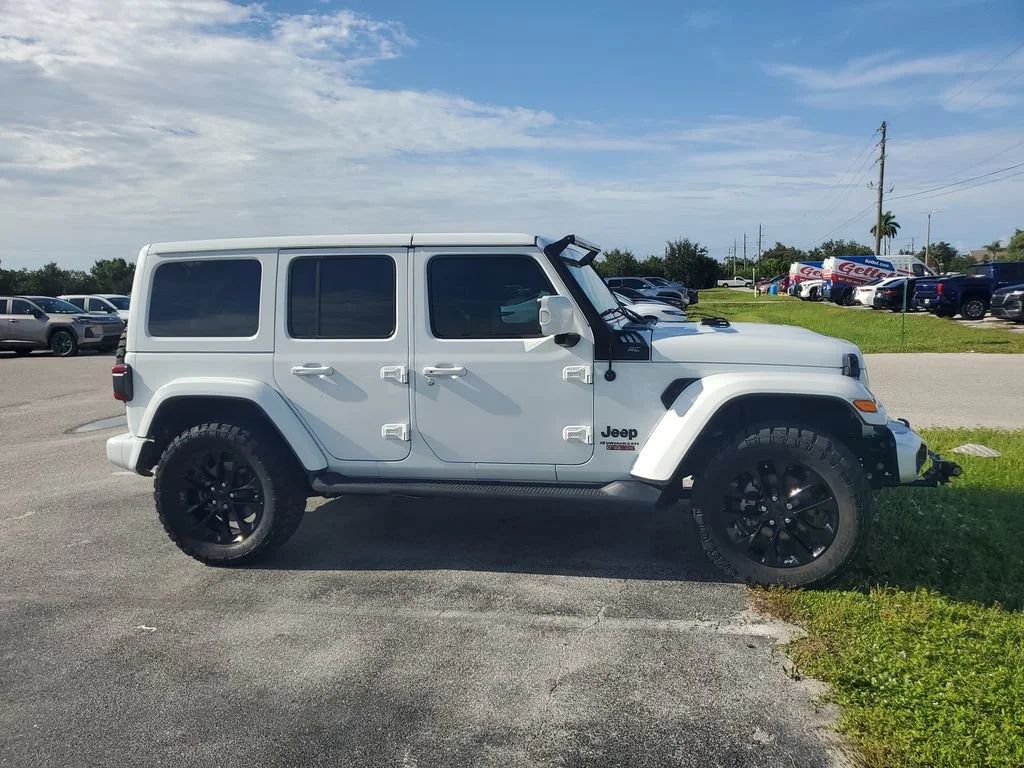 Used 2023 White Jeep 4-Door High Altitude 4x4 image 2