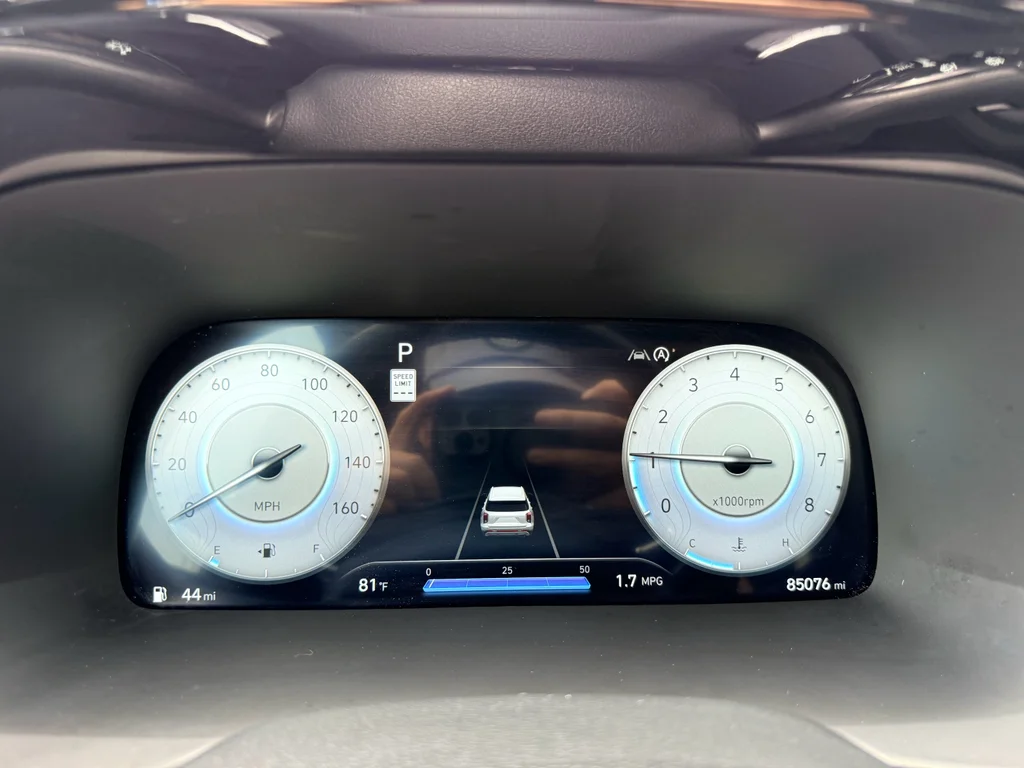 Used 2023 Steel Graphite Hyundai Limited image 17