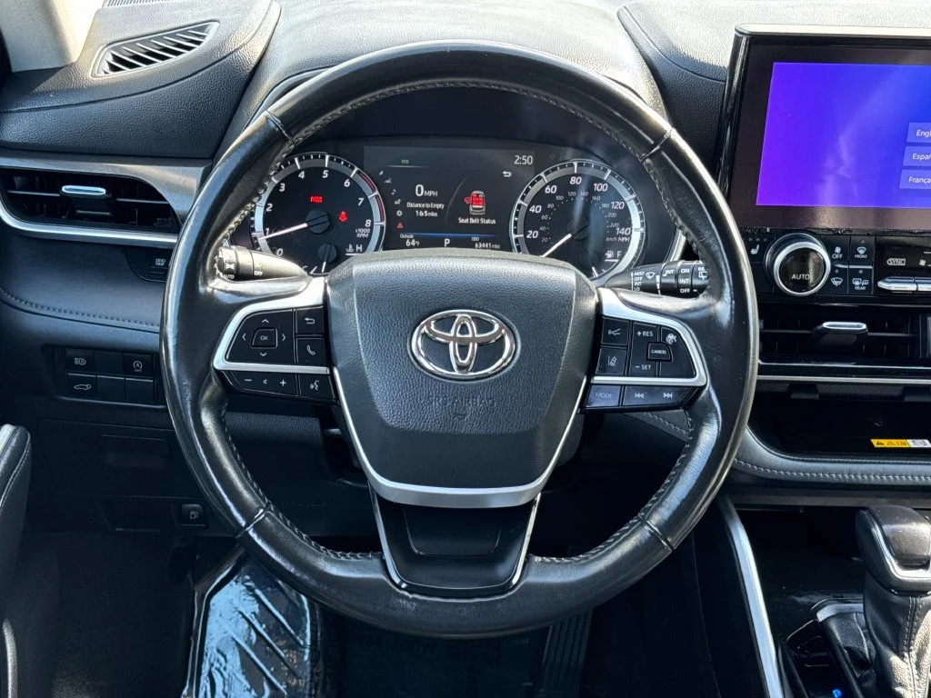 Used 2023 Black Toyota XLE image 14