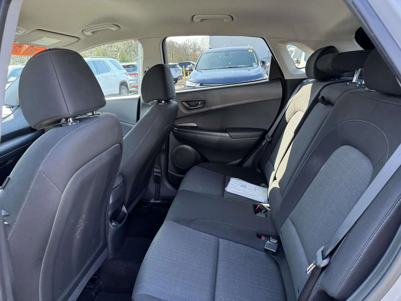 Used 2023 Cyber Silver w/Black Roof Hyundai SEL image 9
