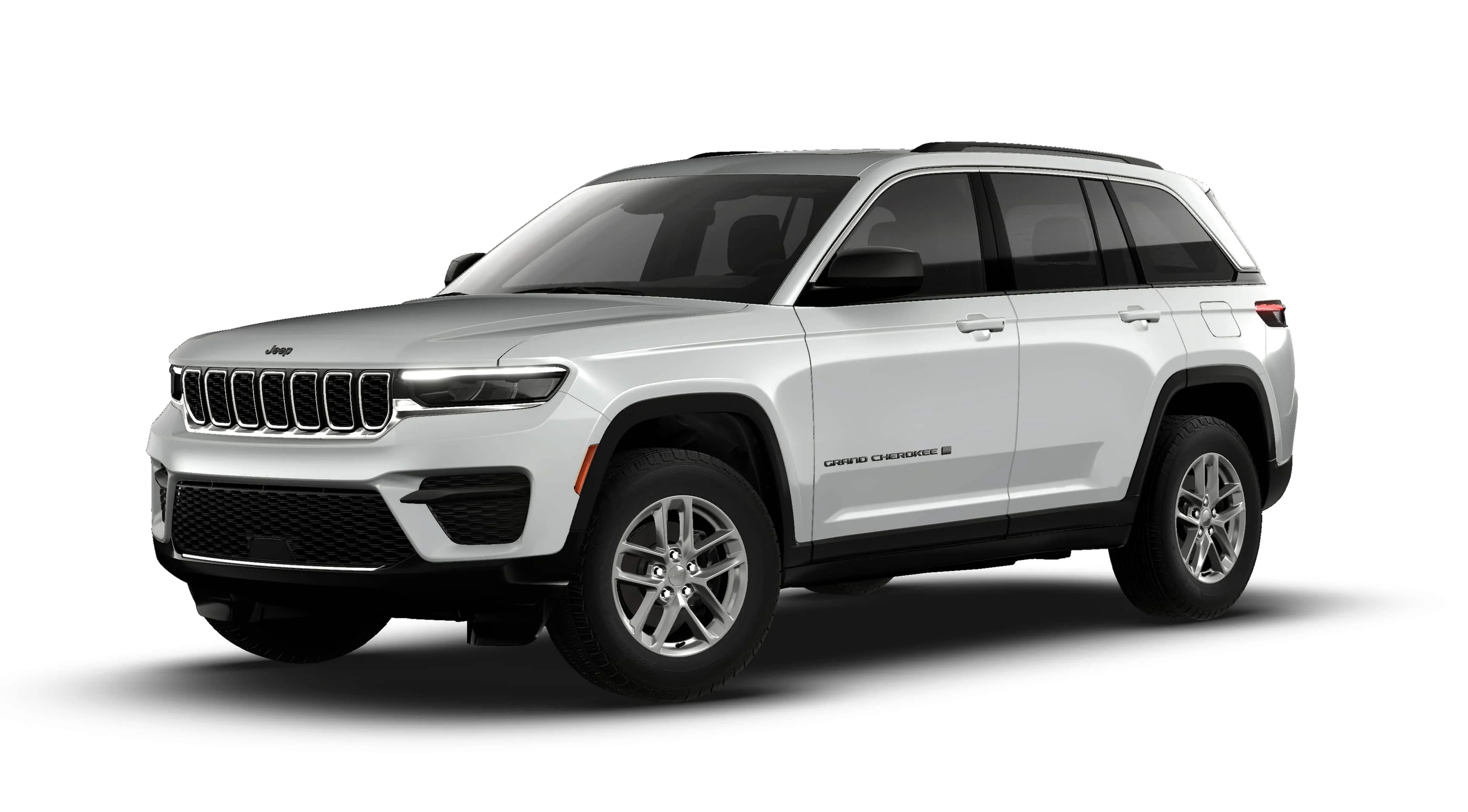 New 2026 Silver Zynith Exterior Paint Jeep Laredo X image 13