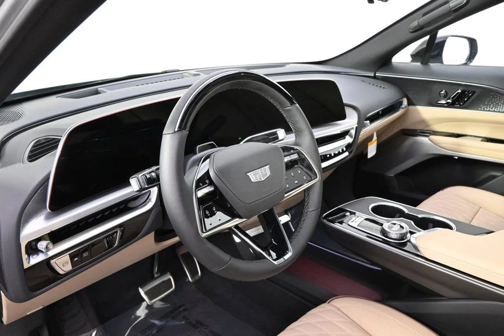 New 2025 Argent Silver Metallic Cadillac Sport 3 image 11