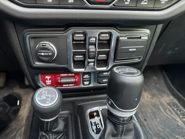 Used 2024 Bright White Clearcoat Jeep Rubicon 392 image 18