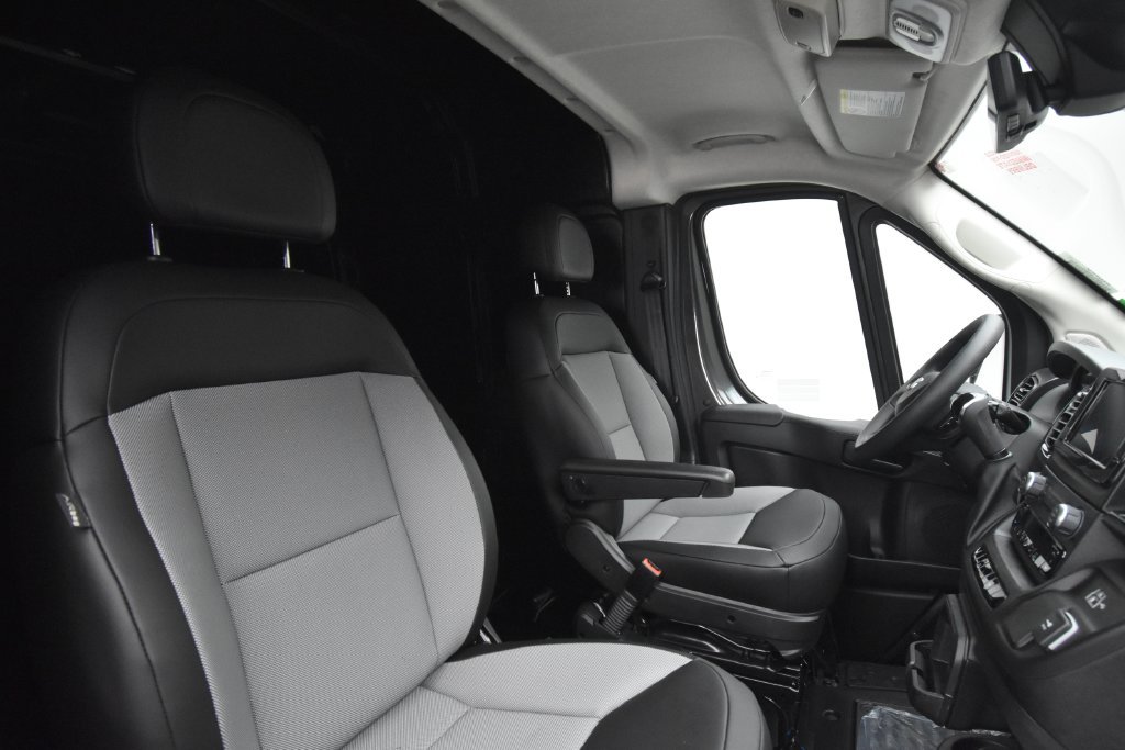 New 2027 Granite Crystal Metallic Clearcoat RAM High Roof image 17