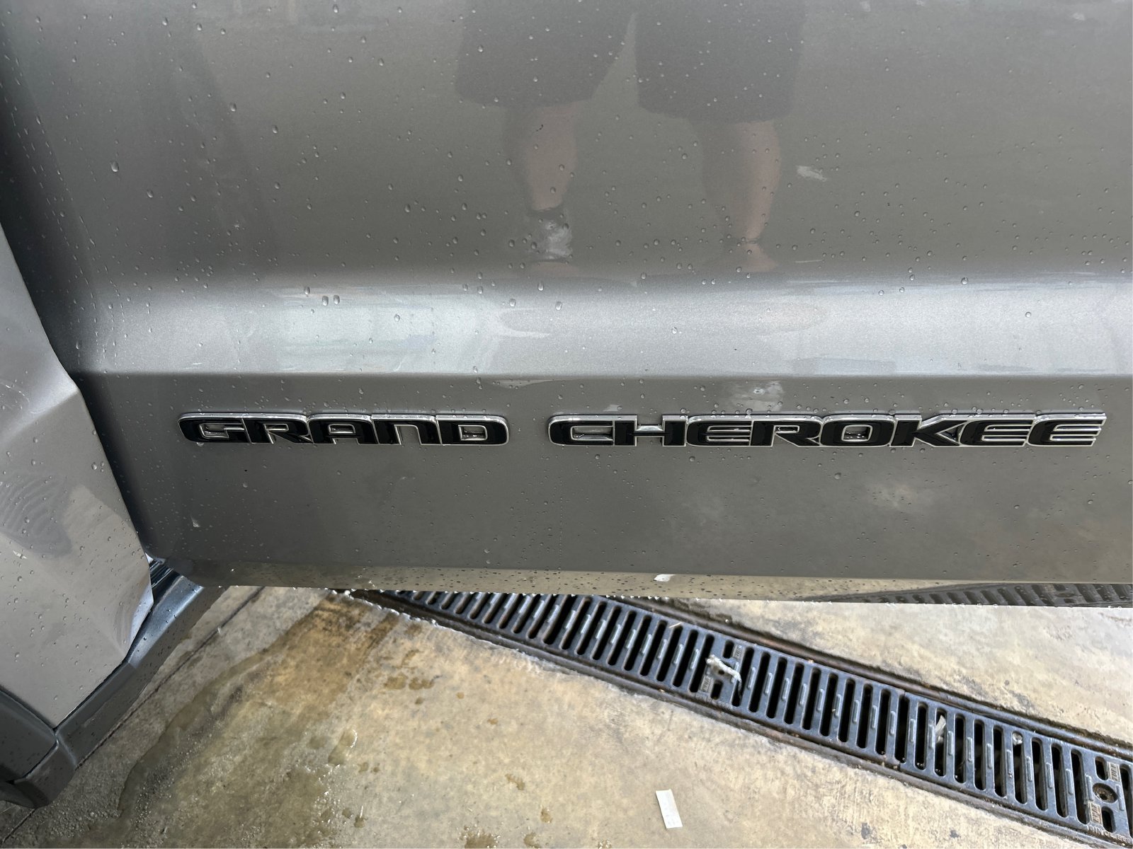 Used 2020 Silver Jeep Limited image 25
