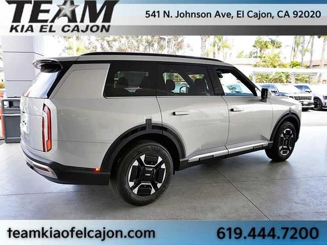 New 2027 Silver Kia EX image 9