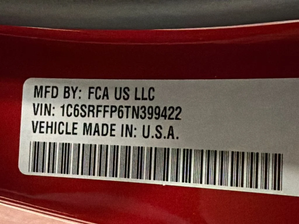 New 2026 Molten Red Pearl-Coat Exterior Paint RAM Big Horn image 43