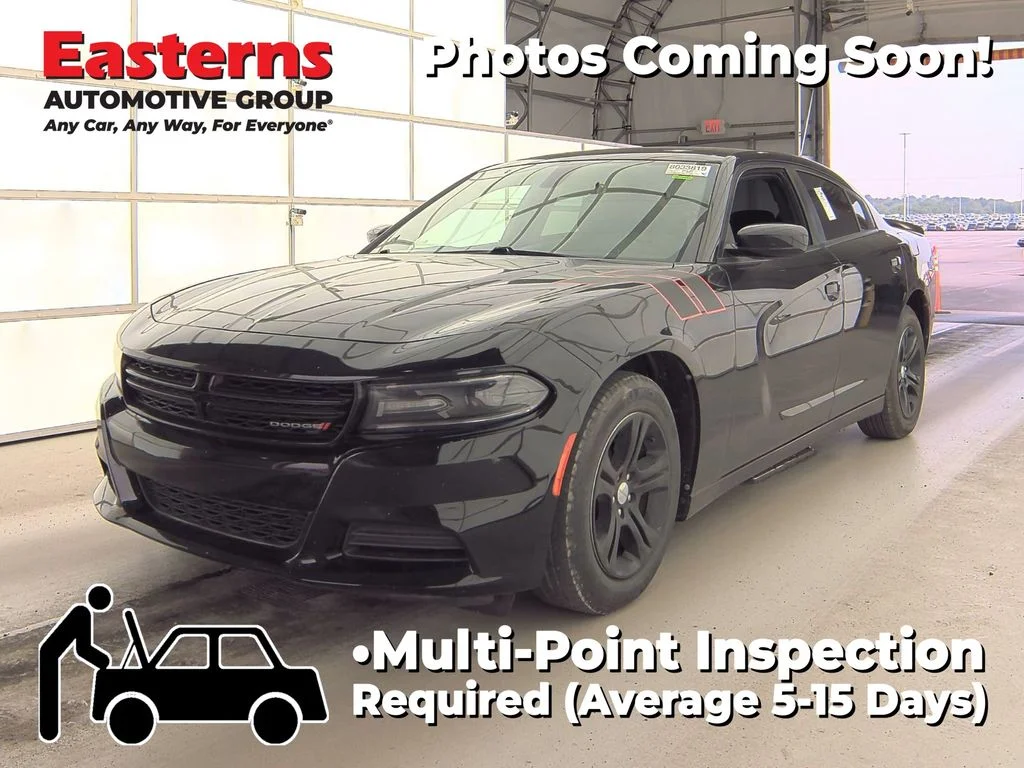 Used 2019 Black Dodge SXT image 1