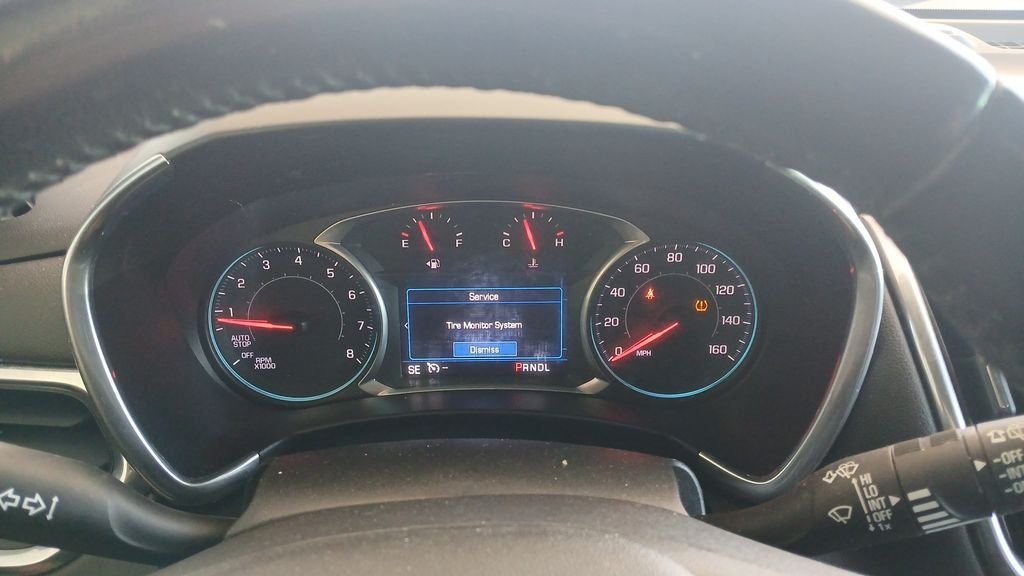 Used 2019 White Chevrolet LT image 10
