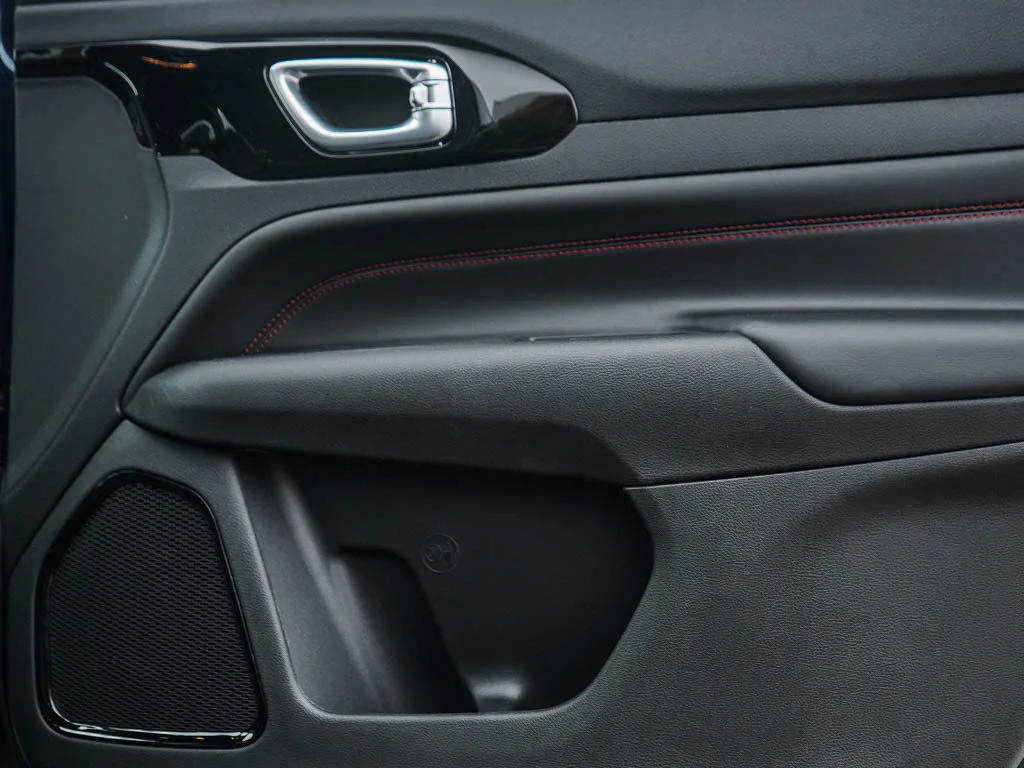 2026 Jeep Compass Trailhawk - Photo 10