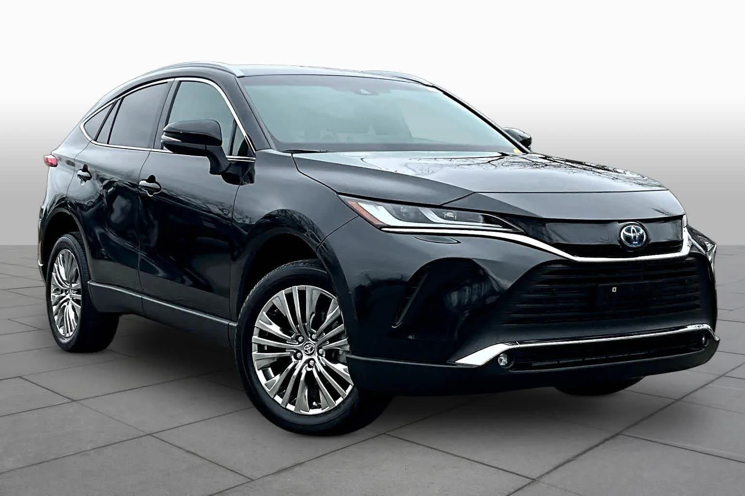 Used 2024 Celestial Black Toyota XLE image 3