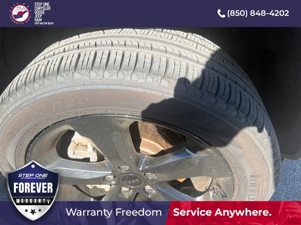 Used 2025 Red Jeep Limited image 10