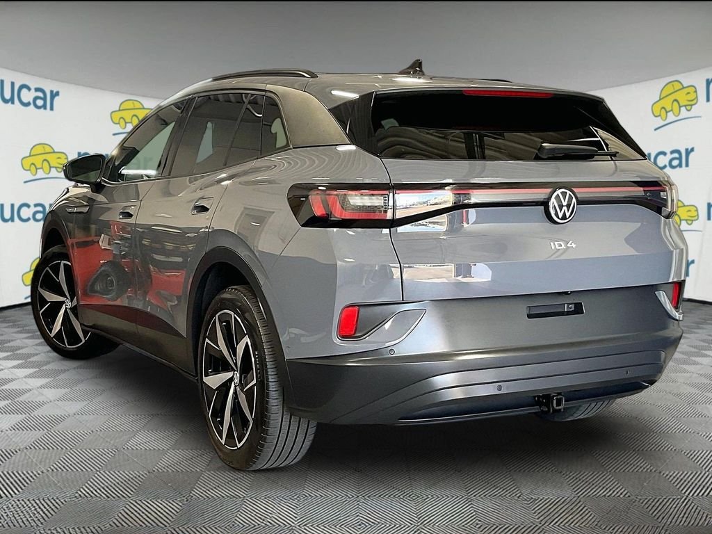 Used 2023 Gray Volkswagen Pro S image 4
