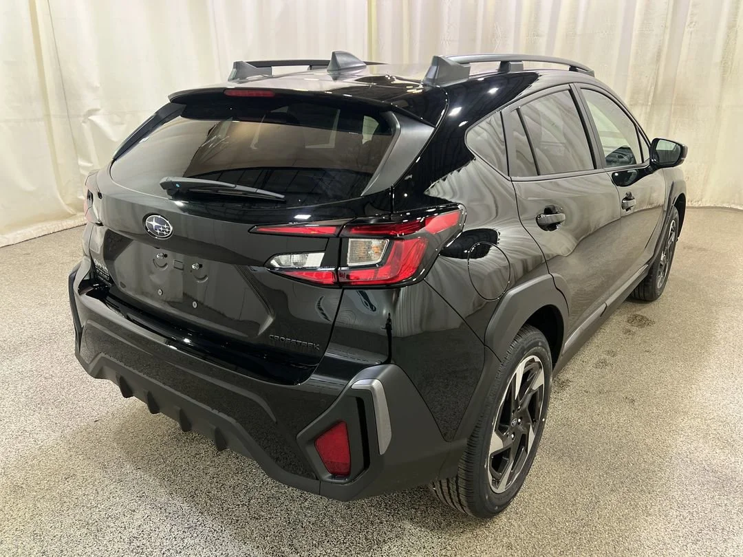 New 2026 Crystal Black Silica Subaru Limited image 8