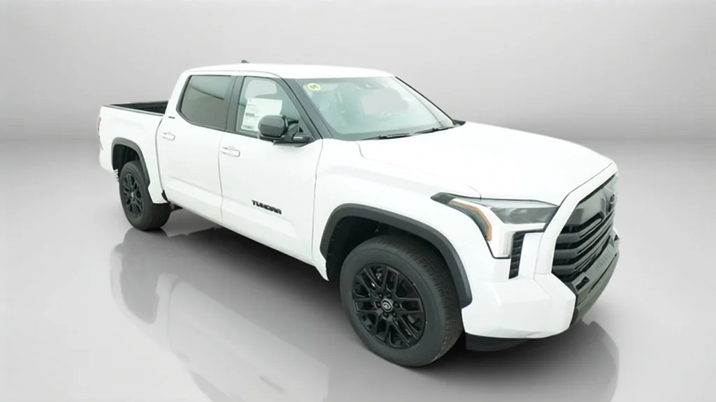 New 2026 Wind Chill Pearl Toyota Limited image 5