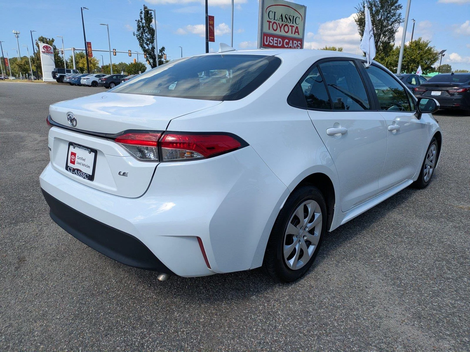Certified Used 2024  Toyota LE image 4