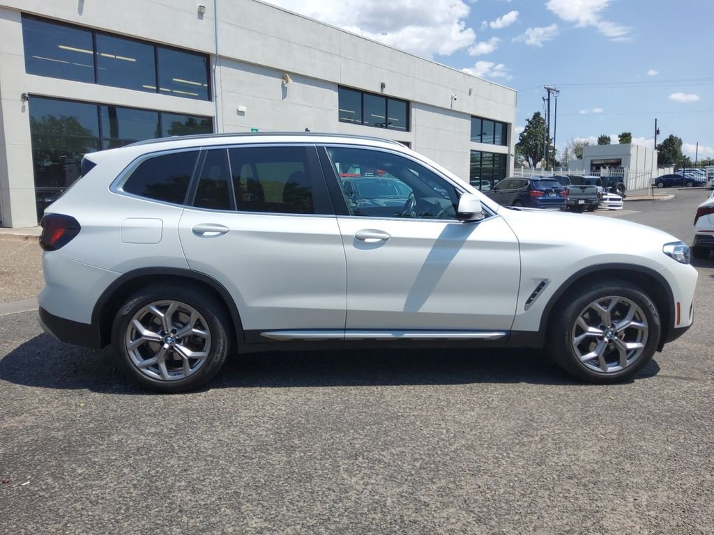 Used 2022 White BMW xDrive30i image 28