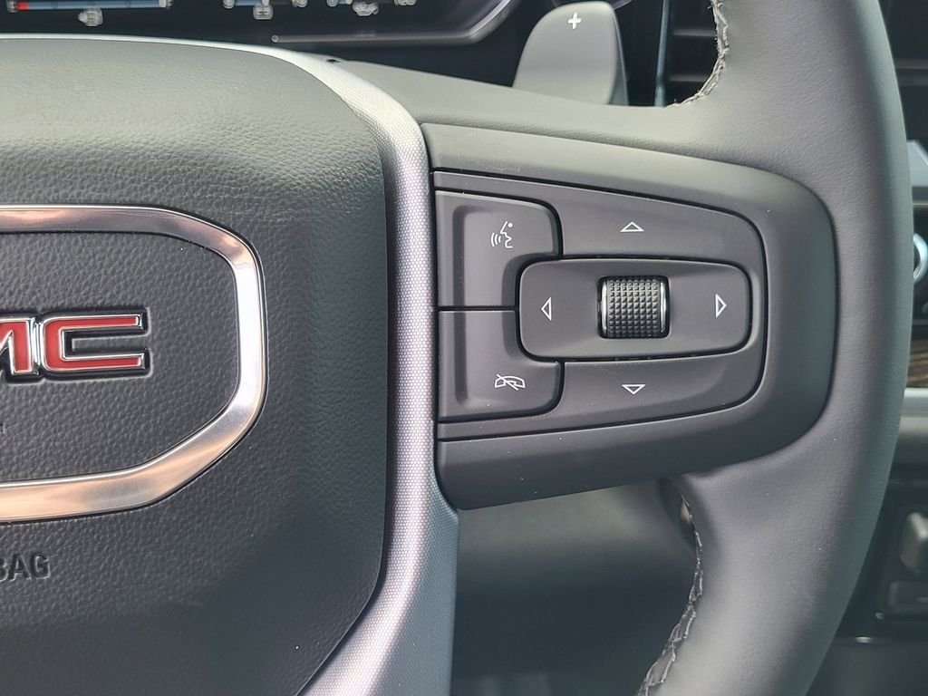 New 2026 Sterling Metallic GMC Elevation image 15