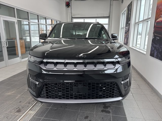 New 2026 High Gloss Black Exterior Paint Jeep Limited Altitude image 2