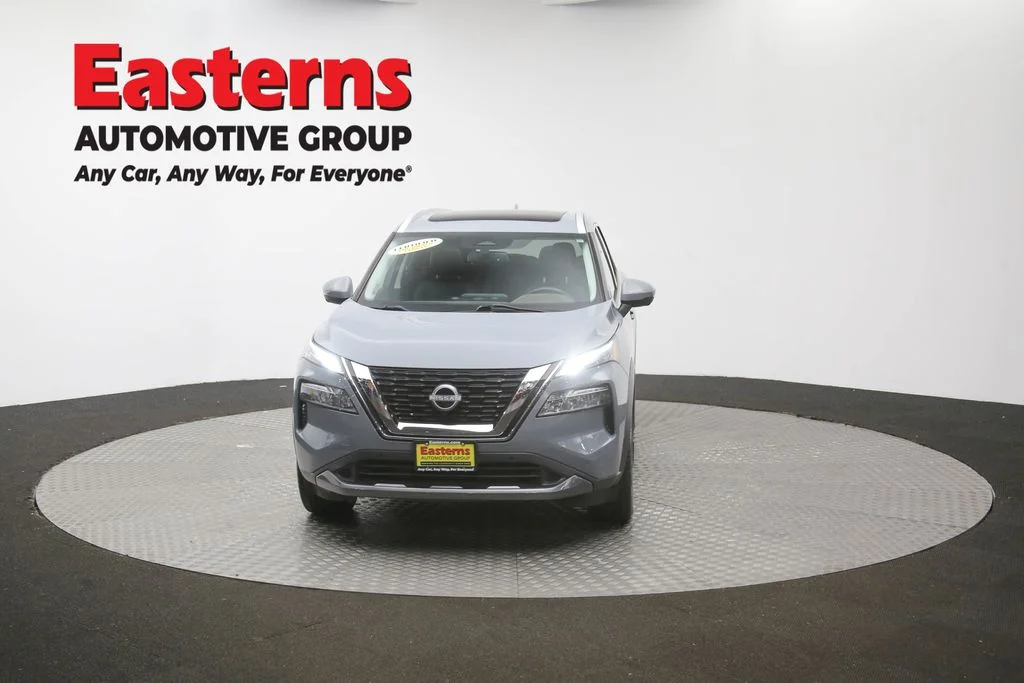 Used 2023 Gray Nissan SL image 52