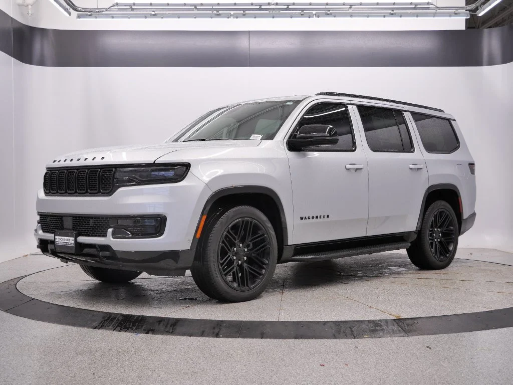 Used 2023 Silver Jeep Series II image 1