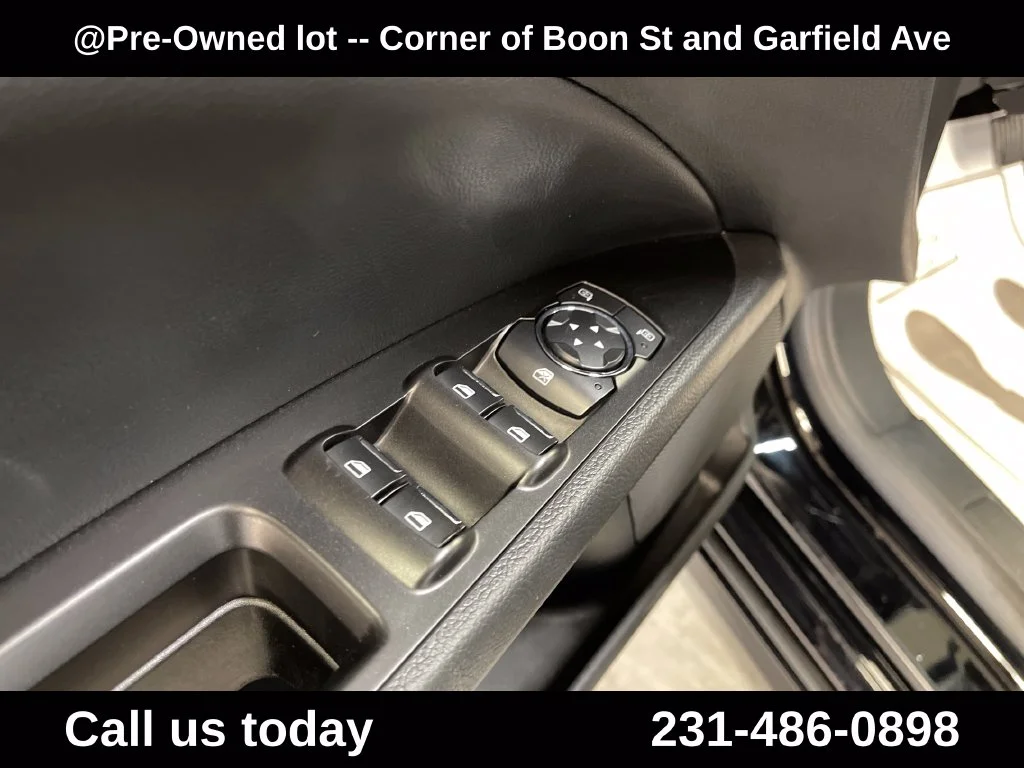Used 2017 Black Ford SE image 16