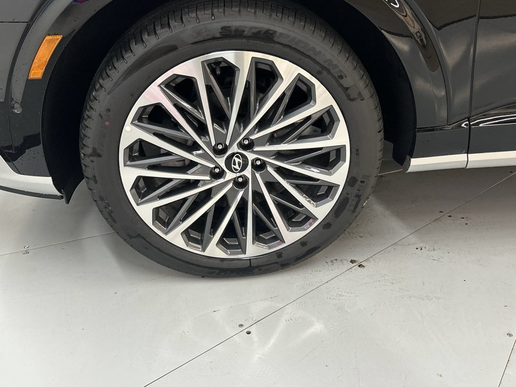 New 2026 Abyss Black Hyundai Calligraphy AWD image 28